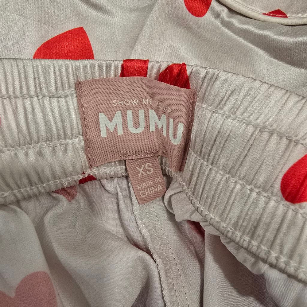 Show Me Your Mumu Queen of Hearts PJ Shorts XS Red Heart Satin New - Picture 2 of 9
